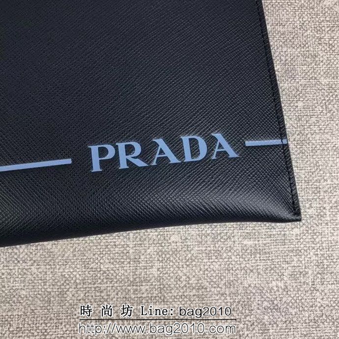 PRADA普拉達 專櫃最新款 限量版 十字紋牛皮 男士手包 2NG005 DD1725